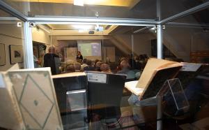 OTVORITEV RAZSTAVE OB 140 LETNICI CERKNIŠKE NARODNE ČITALNICE 04 FOTO LJUBO VUKELIČ